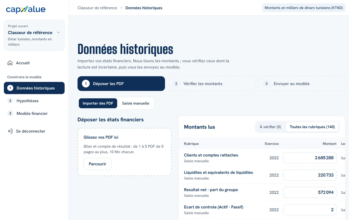 Étape Données historiques : dépôt des PDF d’états financiers et tableau des montants lus, vérifiables un par un.